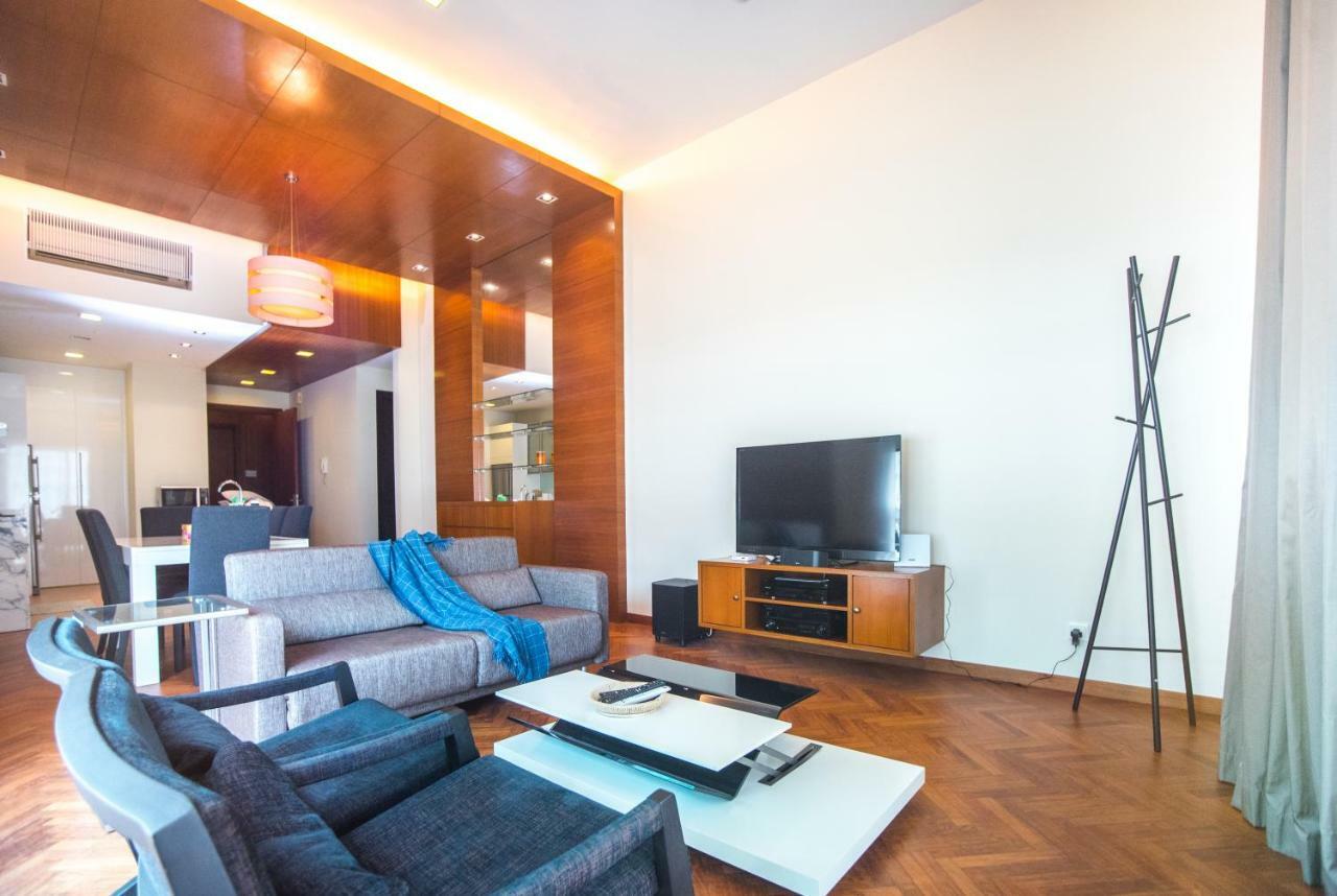 The At Waterside Straits Quay By Plush Apartment Bagan Jermal